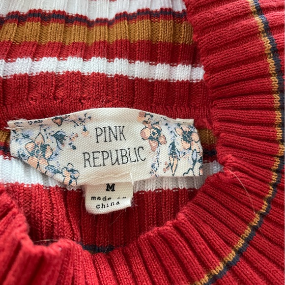 Woman’s sweater - Picture 4 of 4